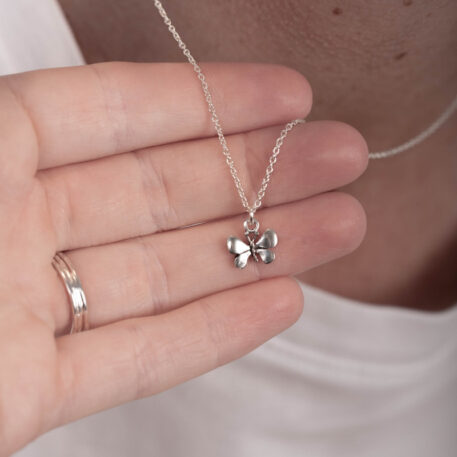 Halskette mit Schmetterling, Silber – Bild 5